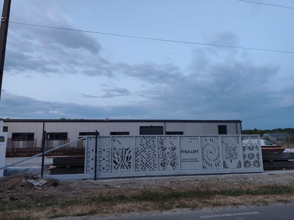 Gard sau poartă metalică TTSA — proiect 12